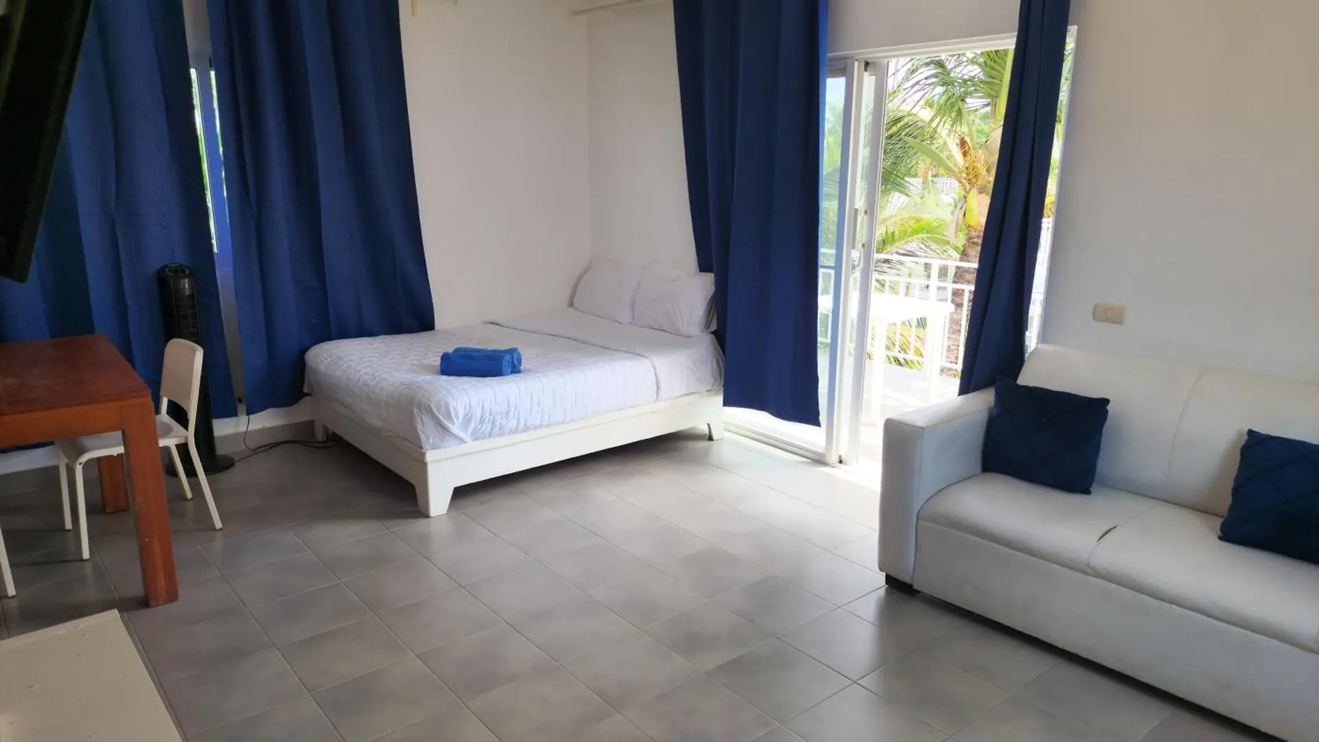 Punta Cana Sol Caribe Beach Pool 0*, Punta Cana